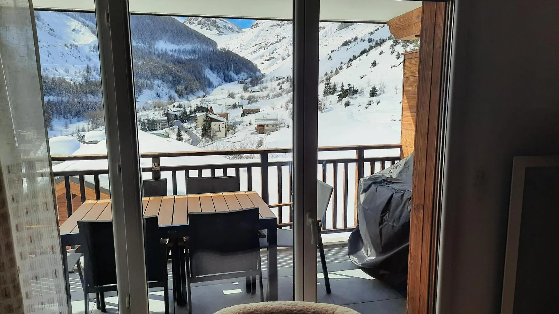 La Detente, Vues, Espaces Le Tout Dans Une Decoration Superbe Auron Apartment