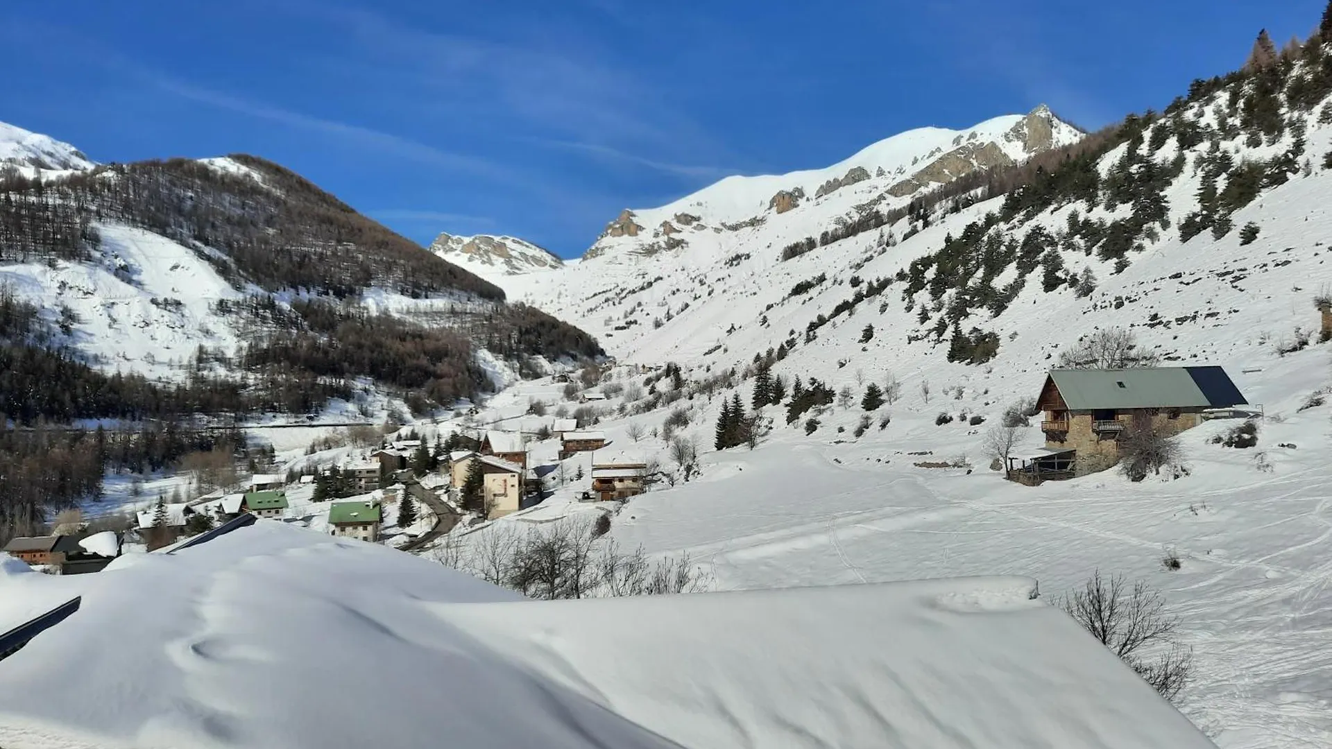 La Detente, Vues, Espaces Le Tout Dans Une Decoration Superbe Auron