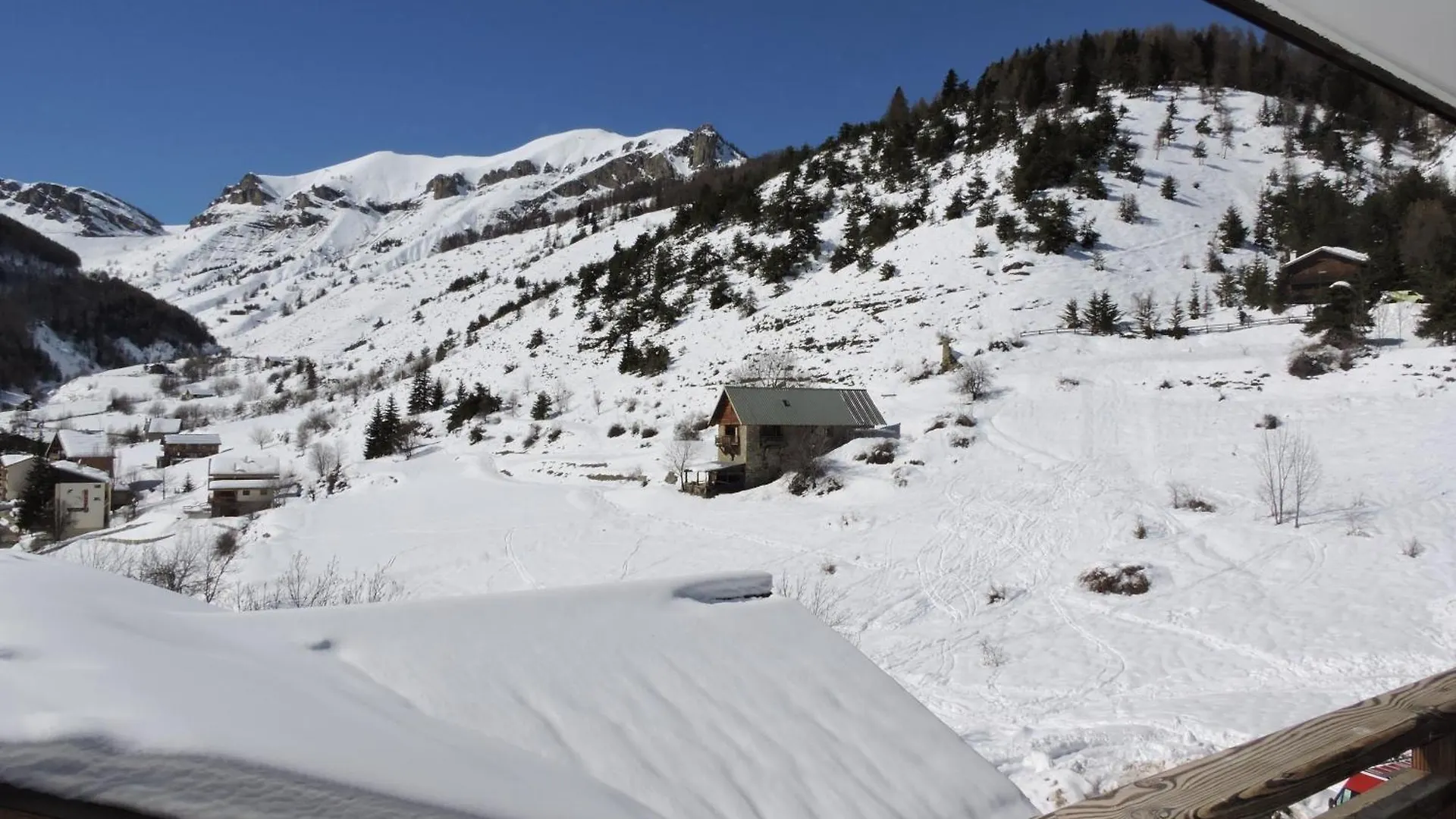La Detente, Vues, Espaces Le Tout Dans Une Decoration Superbe Auron 0*,  France