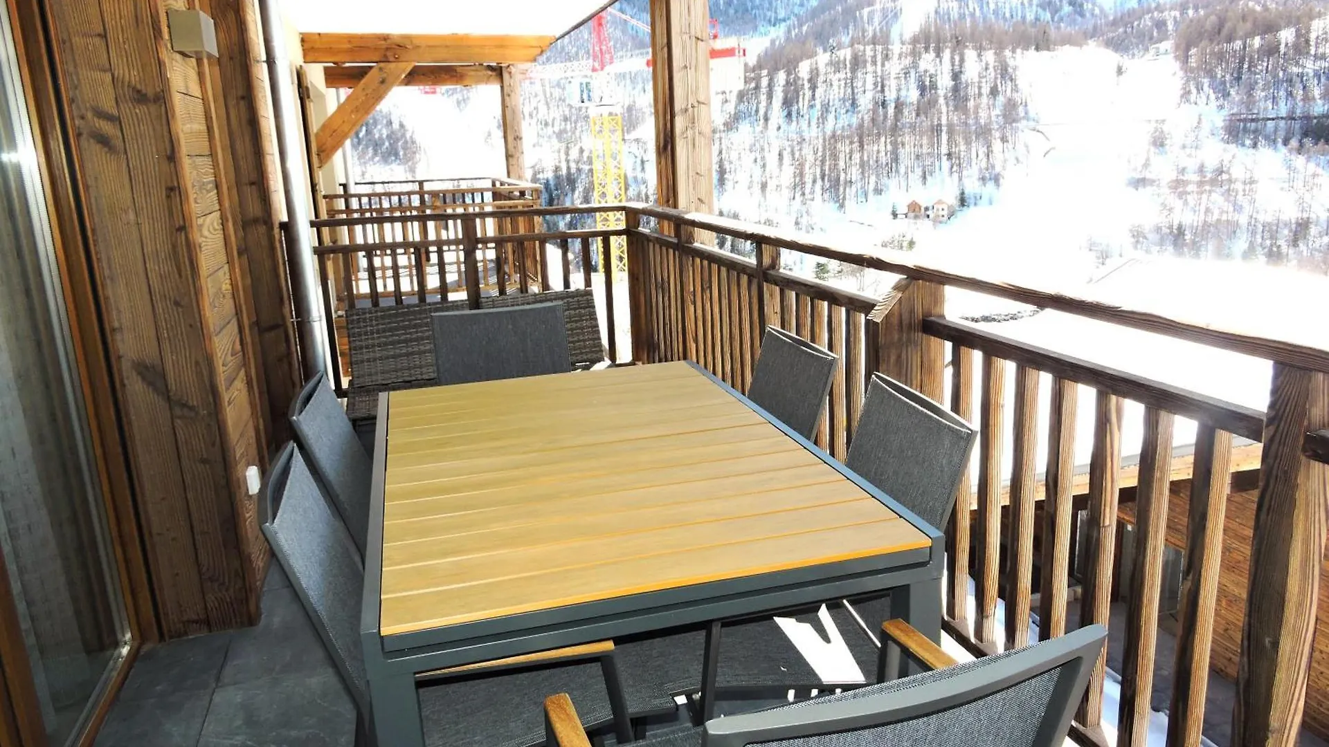 La Detente, Vues, Espaces Le Tout Dans Une Decoration Superbe Auron France